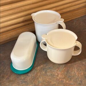 Tupperware White and Teal Food Storage Set